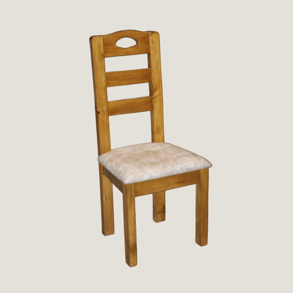 كرسي خشبي